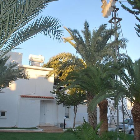 Flisvos Beach Apartments Protaras Exterior photo