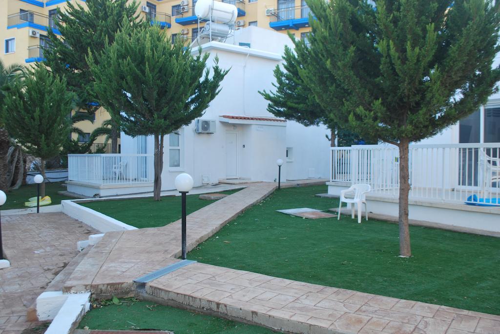 Flisvos Beach Apartments Protaras Room photo